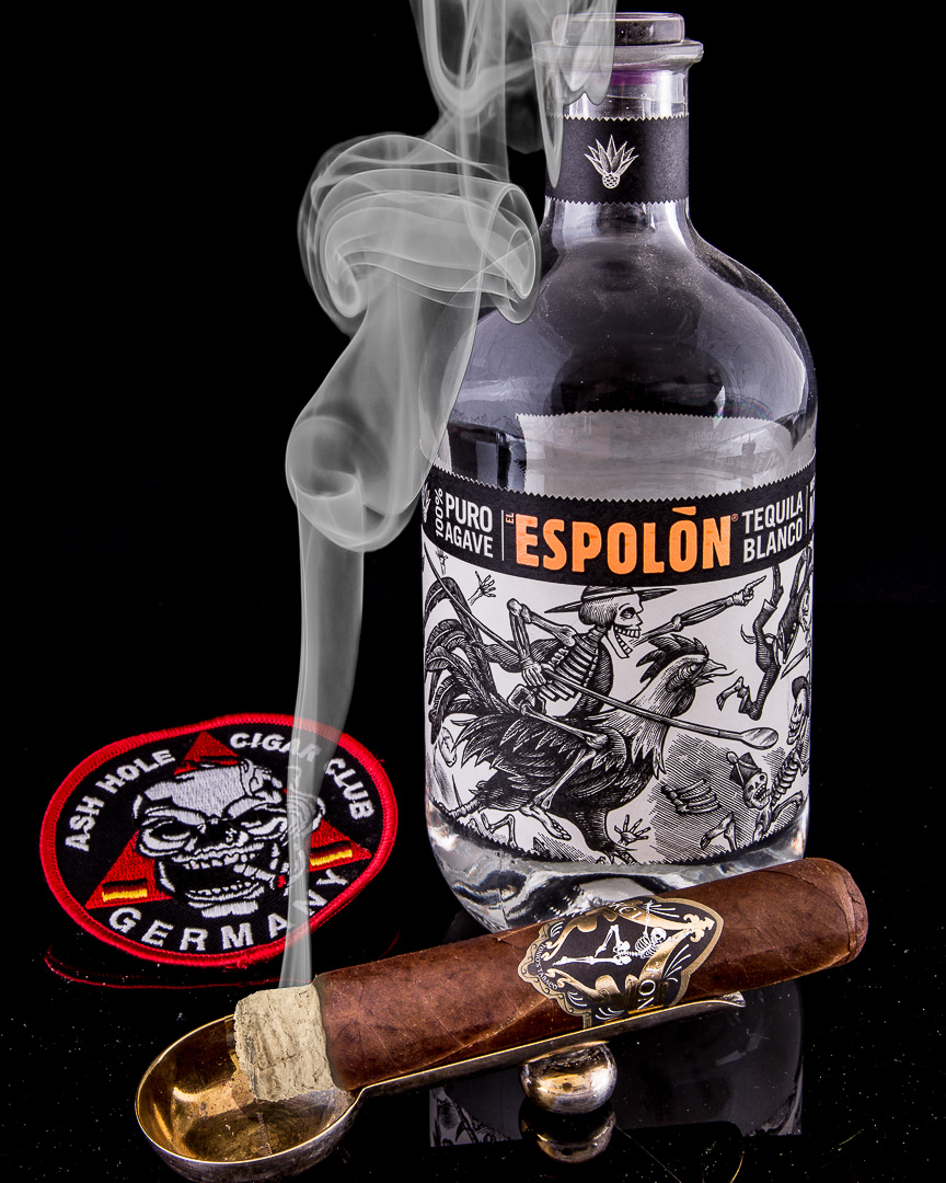Tequila Blanco by Espolòn plus Skelton Cigar